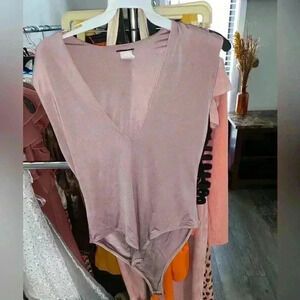 Women’s V neck Bodysuit